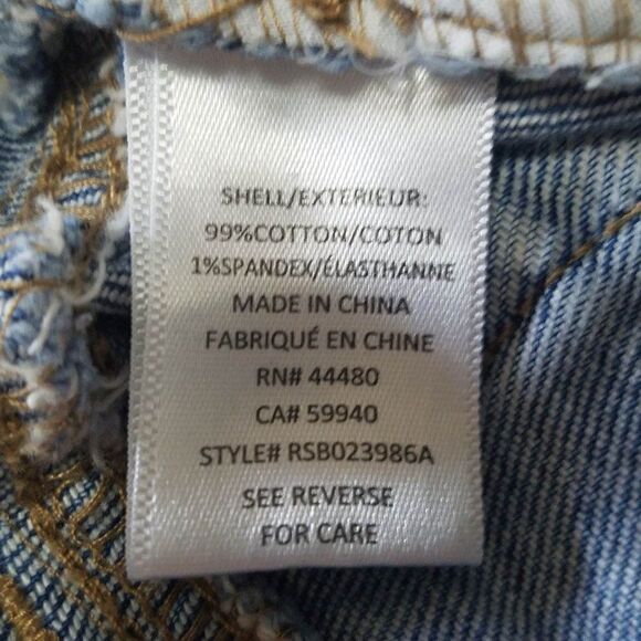 Tinseltown Distressed Jeans with frayed bottoms size 13 - Picture 4 of 15